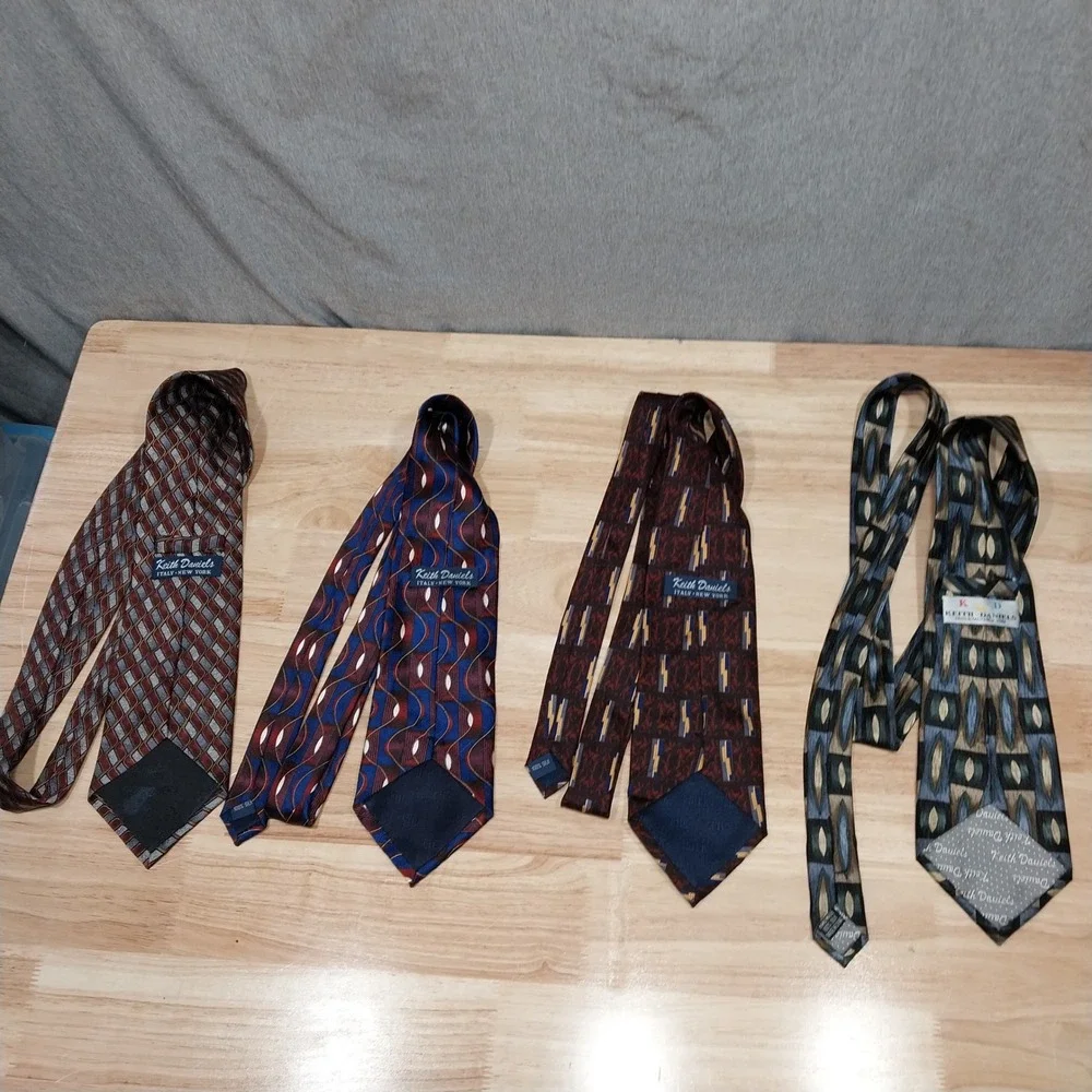 Keith Daniels Mens Neckties Lot of 4 Geometric Silk Multicolored